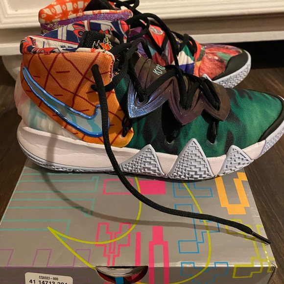 Nike Kyrie Kybrid Pineapple Basketball Shoes - Picture 2 of 5